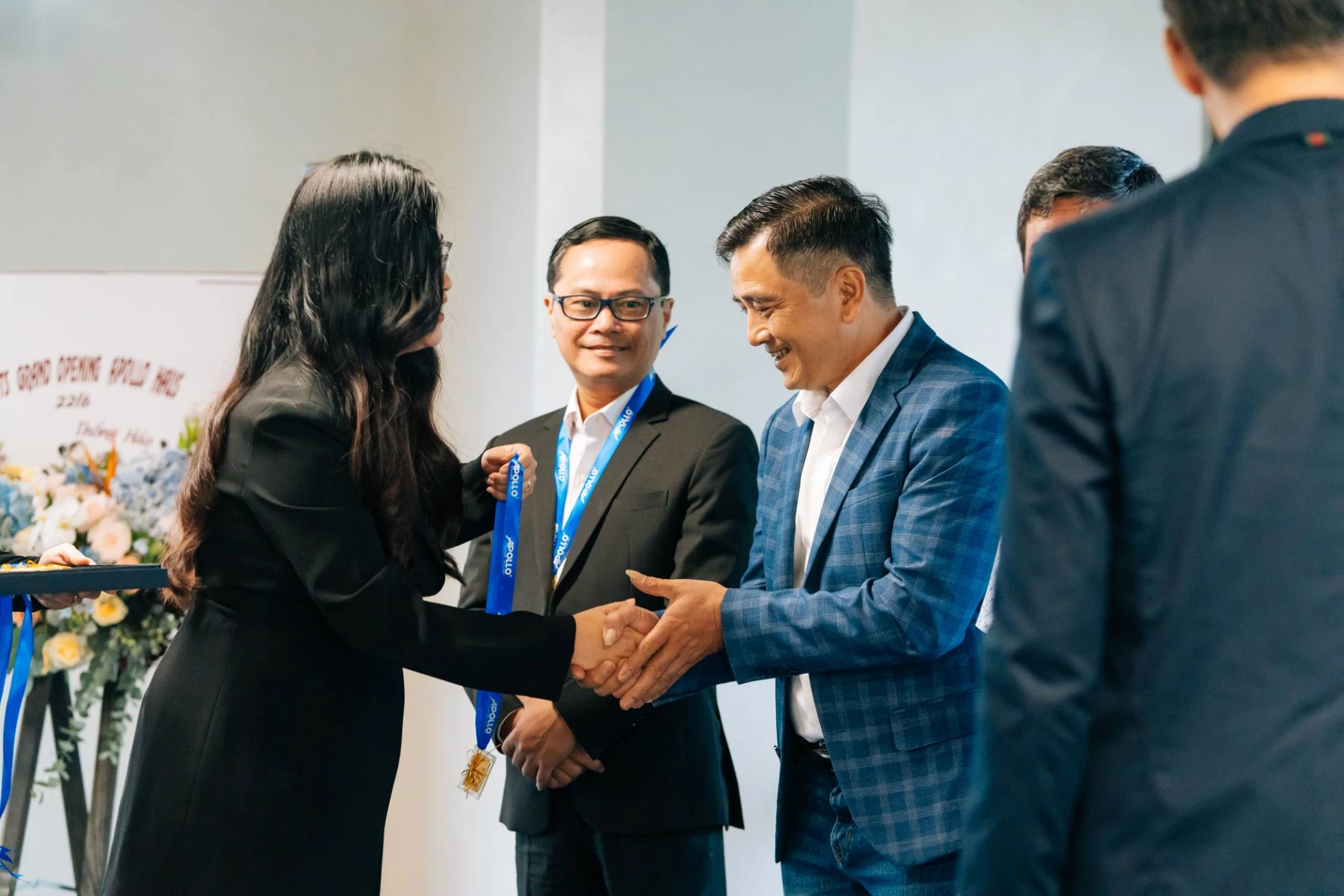 https://static.quochuyanhcorp.vn/17607/2024/Quốc/Apollo Haus/Album ảnh/Khánh thành/khanh-thanh-apollo-haus (63).jpg